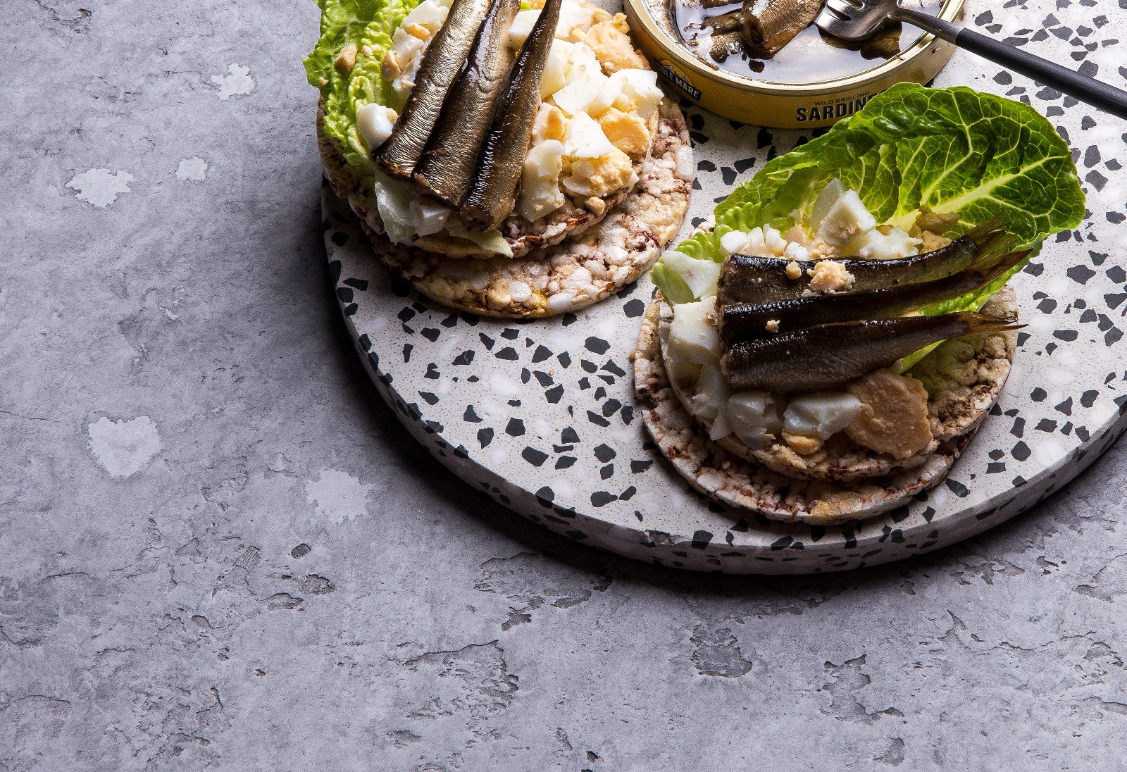 Sardines, Egg & Lettuce topping recipe for CORN THINS slices