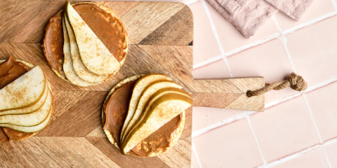 Nut Butter, pear & cinnamon Corn Thins slices
